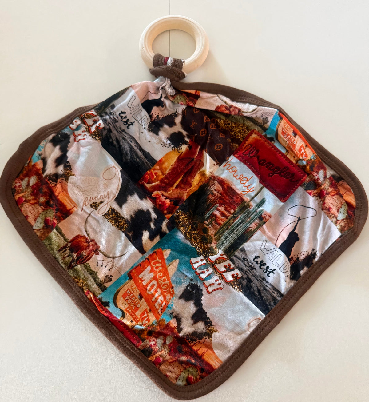 🤎 Wild West Collage Bamboo Lovey