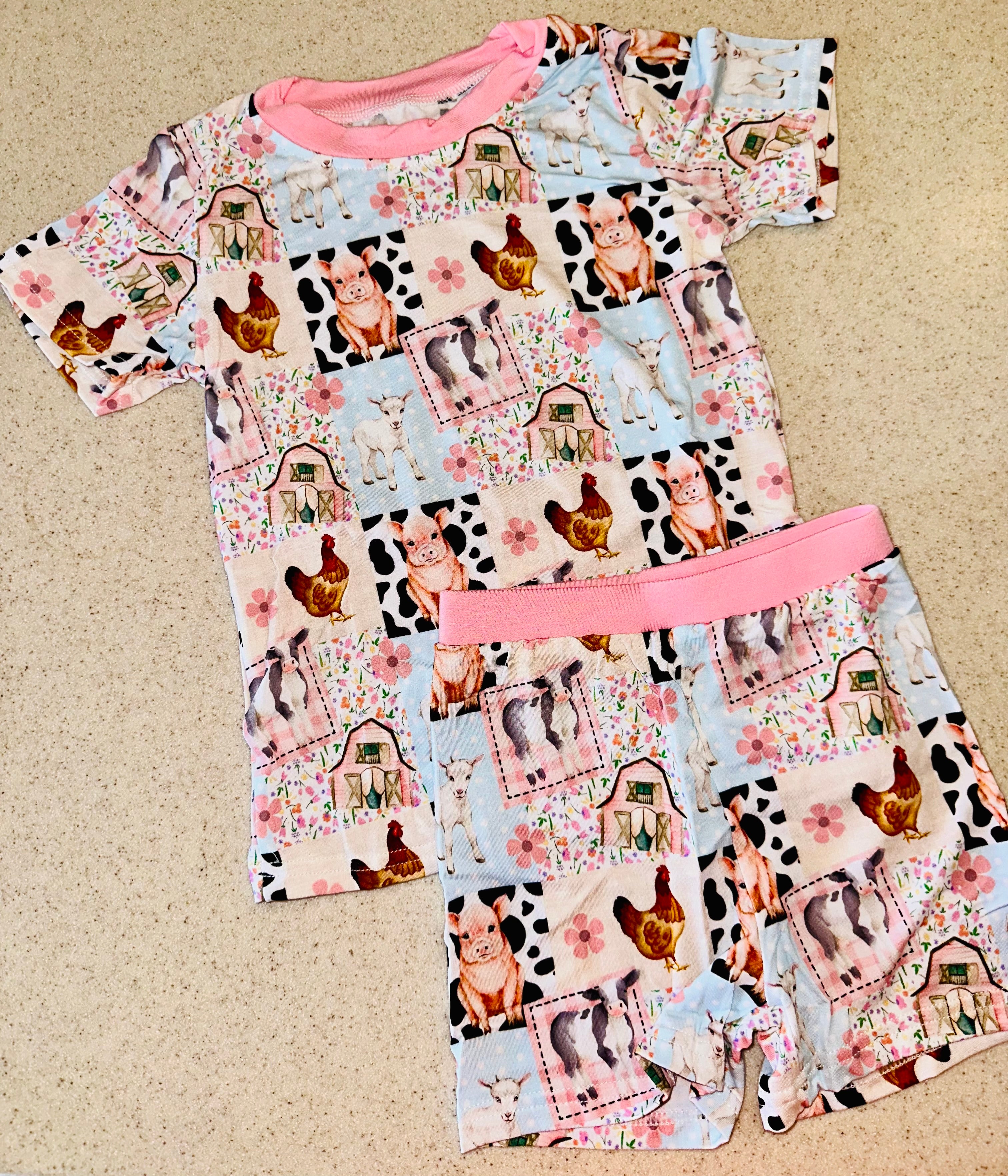 Pink Barnyard Set🐷🌸